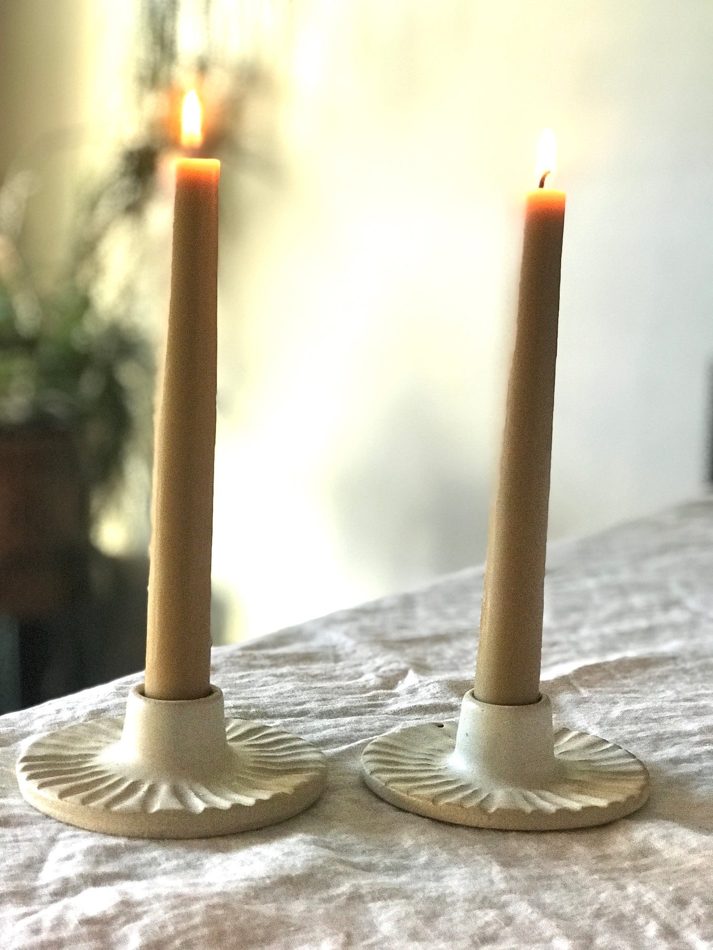 Medallion Candle Holder in Matte White SECONDS